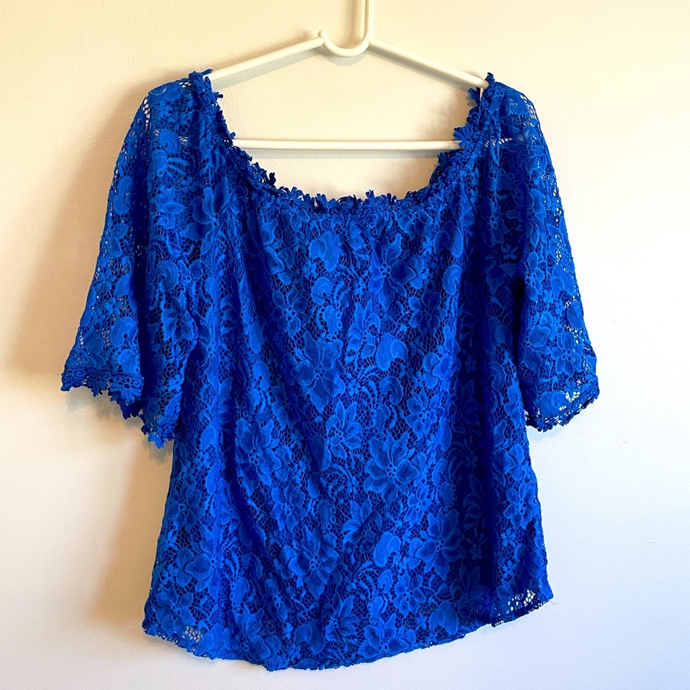 Blue lace top